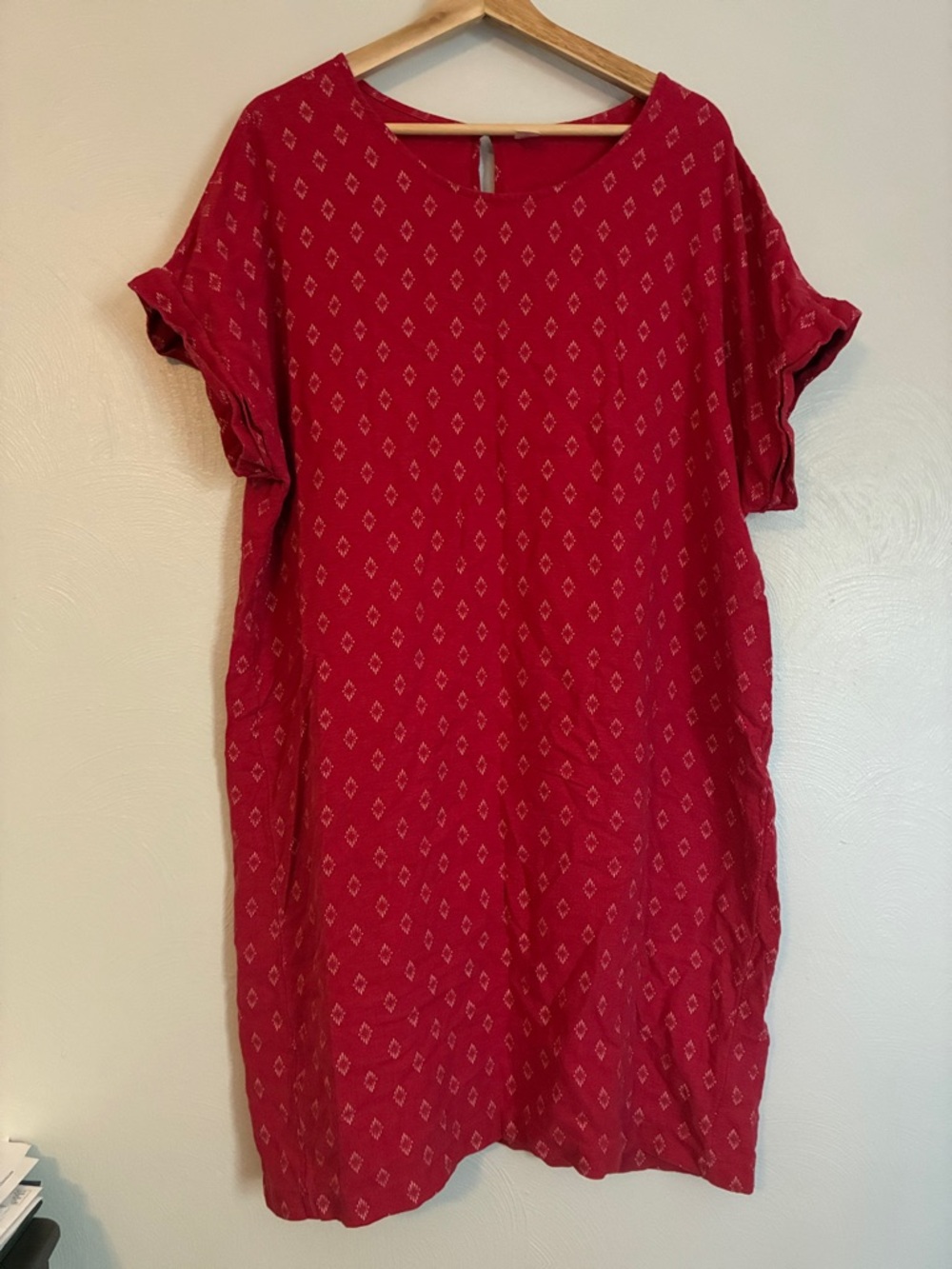 Linen Red Diamond-Print Midi Shift Dress - Casual Comfort